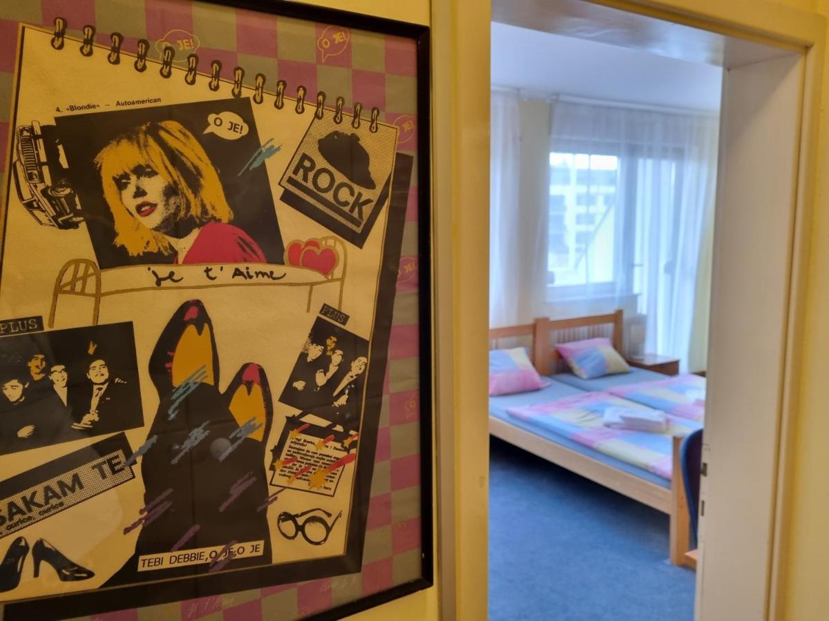 Spirit Hostel And Apartments Beograd Bagian luar foto