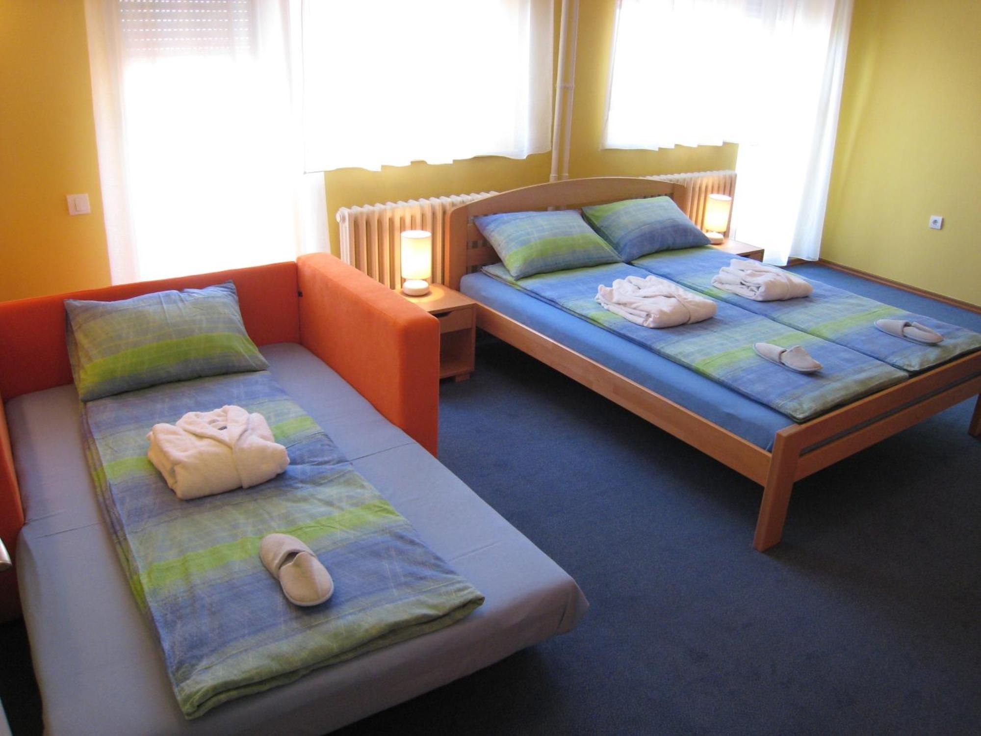 Spirit Hostel And Apartments Beograd Bagian luar foto