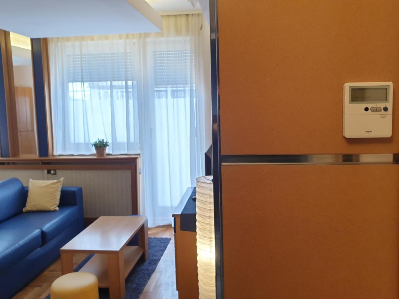 Spirit Hostel And Apartments Beograd Bagian luar foto