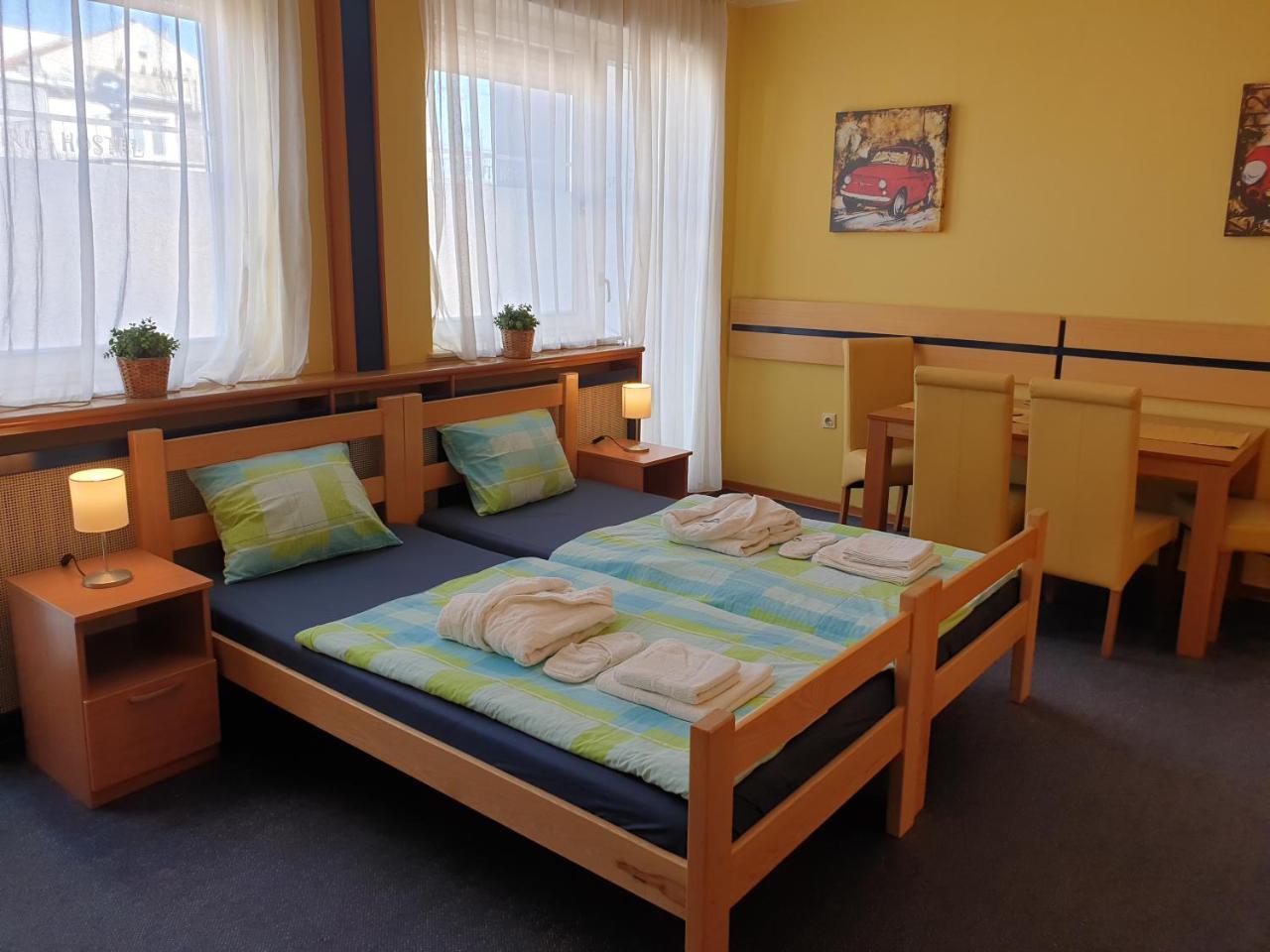 Spirit Hostel And Apartments Beograd Bagian luar foto
